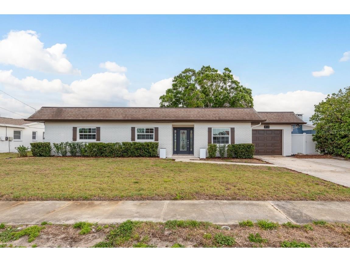 8721 Bay Crest Lane Tampa FL 33615 TB8375458 image1