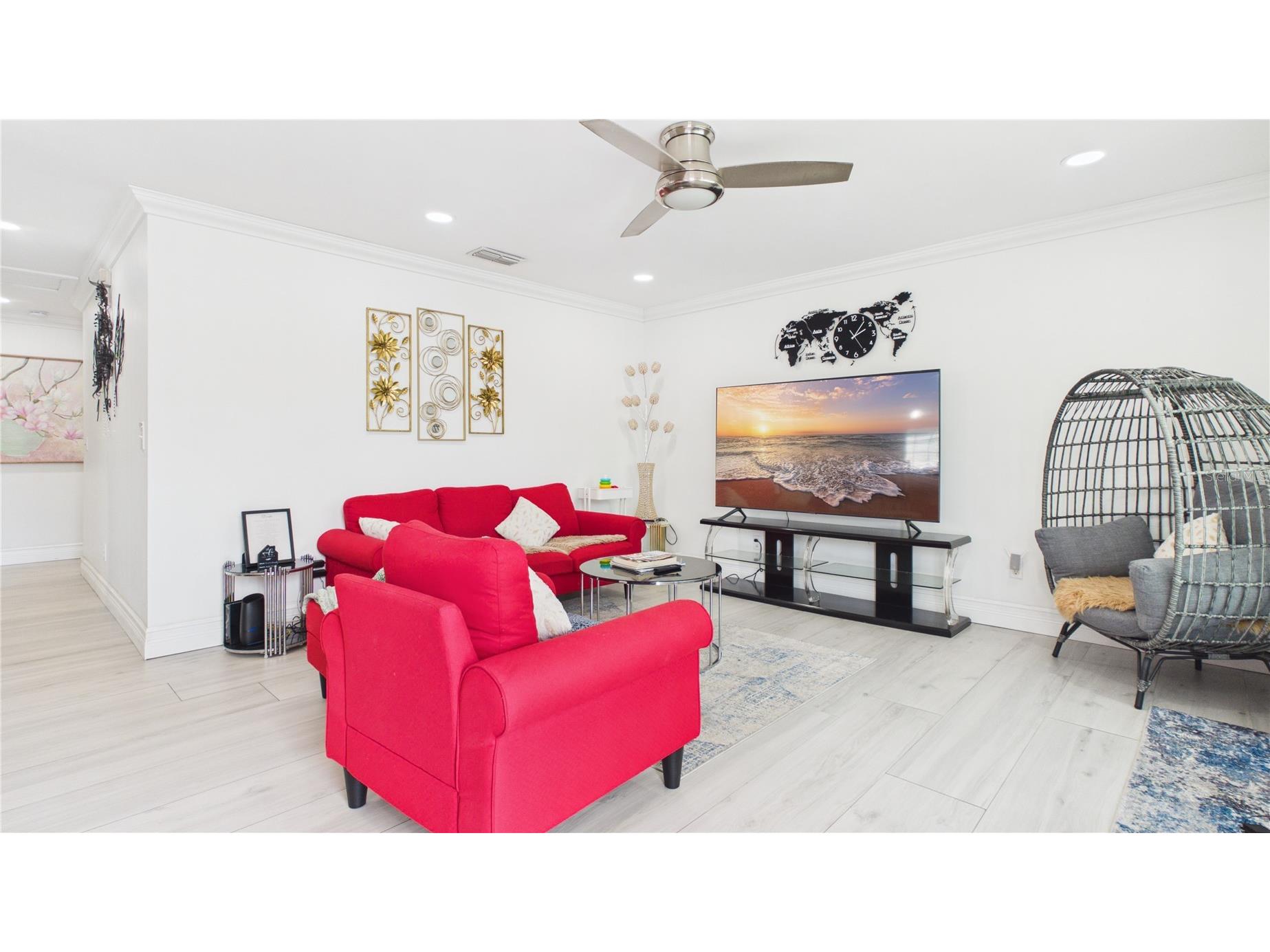 8721 N Orangeview Avenue Tampa FL 33617 TB8510073 image10