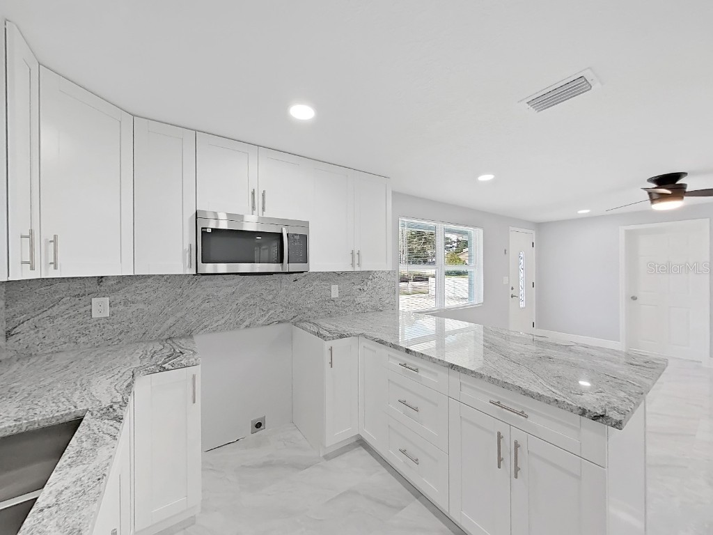 8721 N River Forest Circle Tampa FL 33604 TB8436401 image17