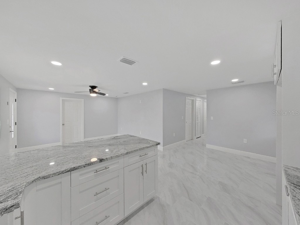 8721 N River Forest Circle Tampa FL 33604 TB8436401 image21