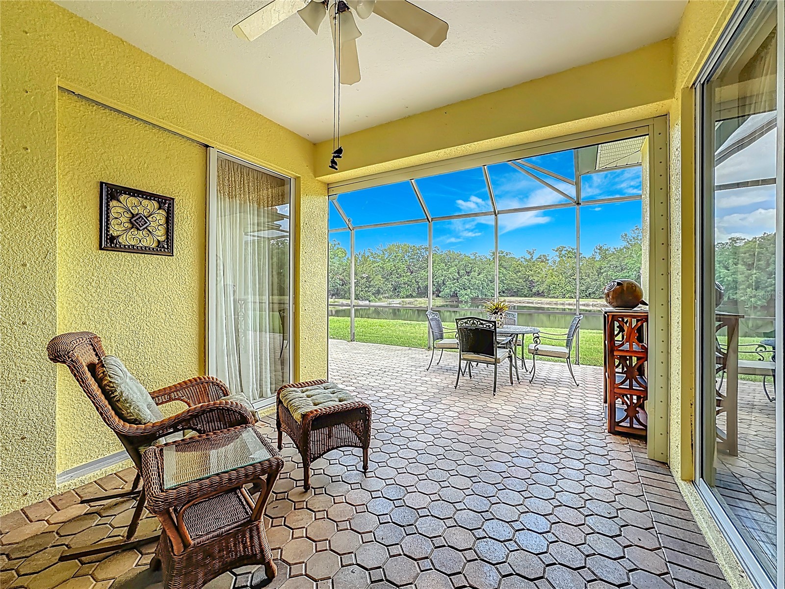 8721 Stone Harbour Loop Bradenton FL 34212 A4689951 image2