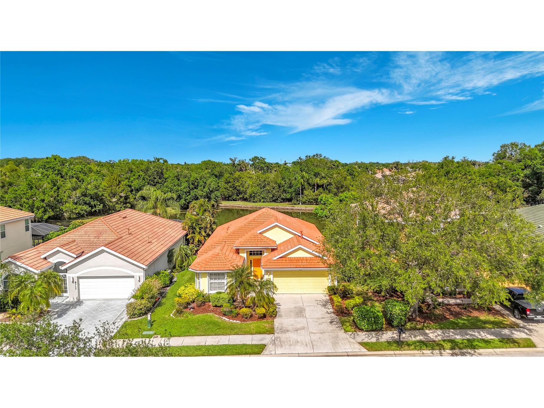 8721 Stone Harbour Loop Bradenton FL 34212 A4689951 image5