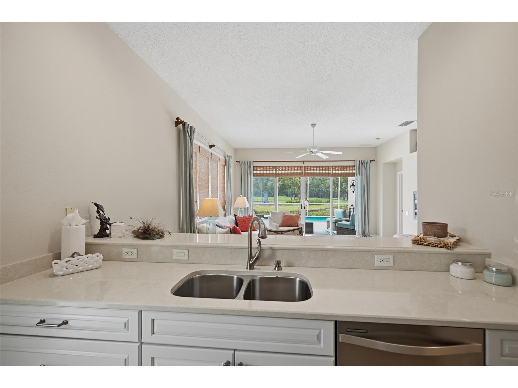 8722 52nd Drive E Bradenton FL 34211 A4686124 image11