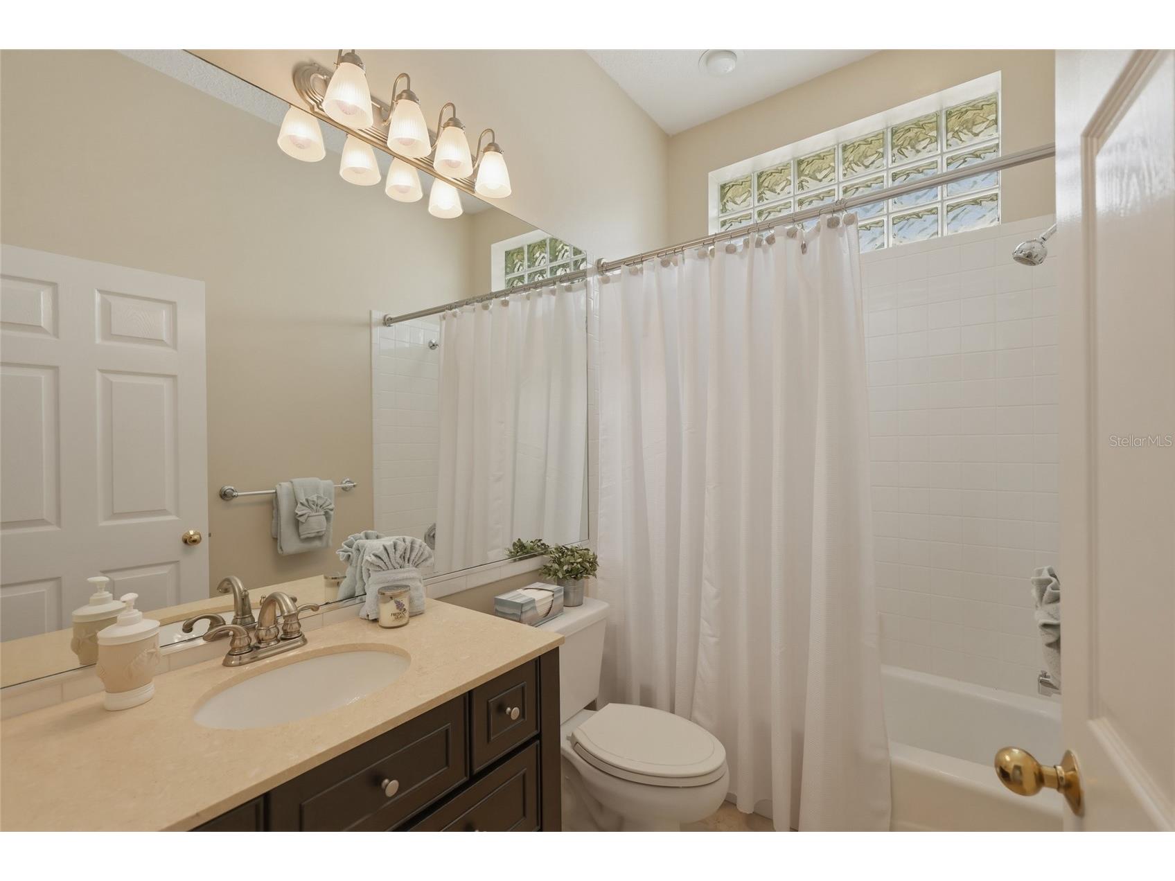 8722 52nd Drive E Bradenton FL 34211 A4686124 image27