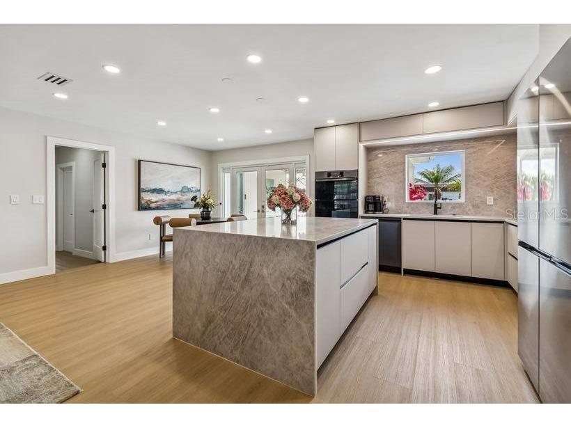 8722 Hickorywood Lane Tampa FL 33615 - CANAL TO TAMPA BAY TB8518149 image7