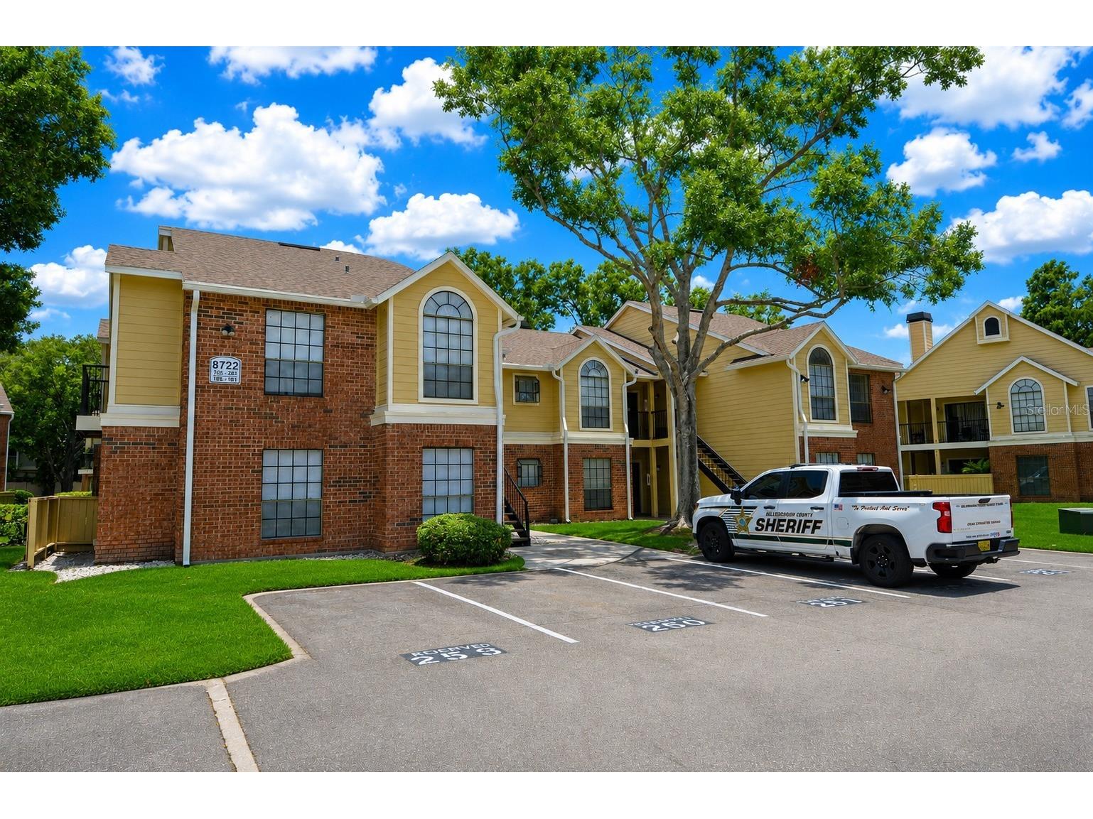 8722 Mallard Reserve Drive #102 Tampa FL 33614 TB8529464 image1