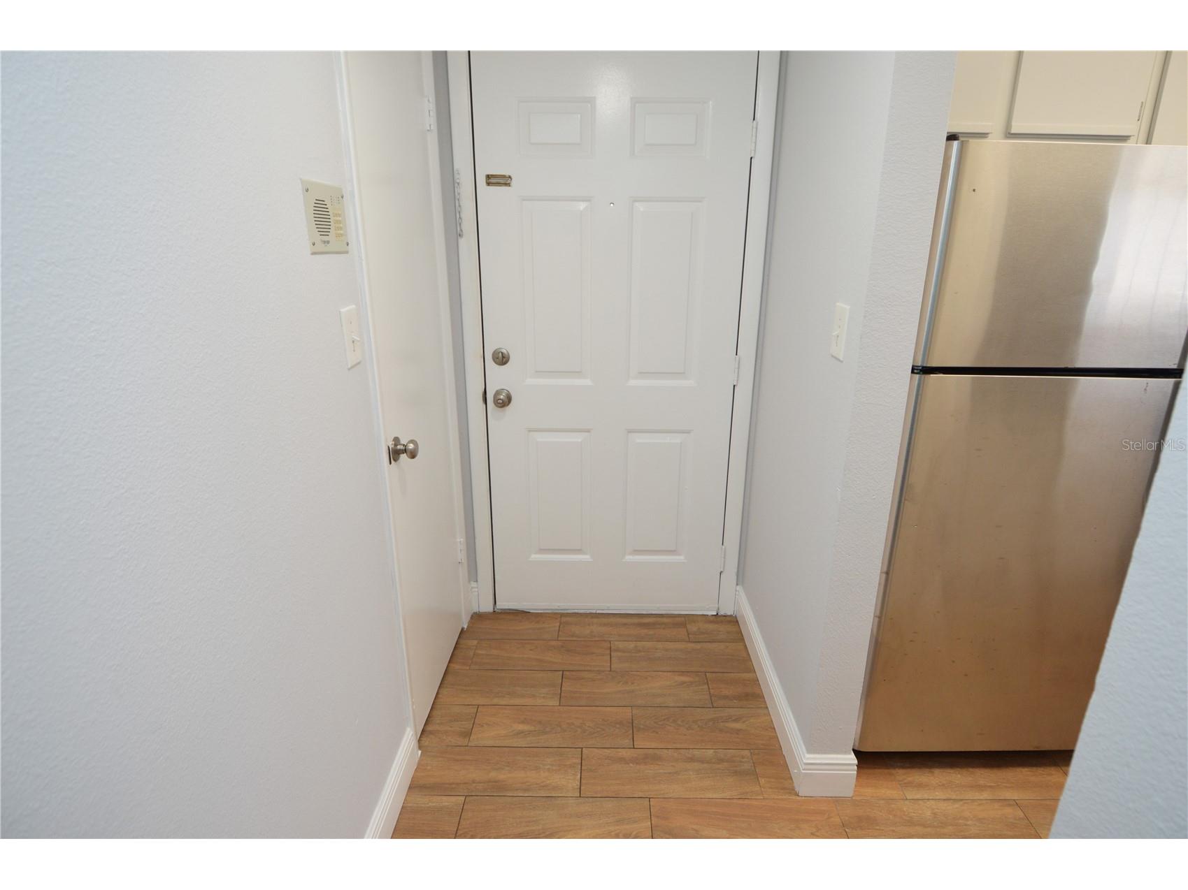 8722 Mallard Reserve Drive #102 Tampa FL 33614 TB8529464 image4