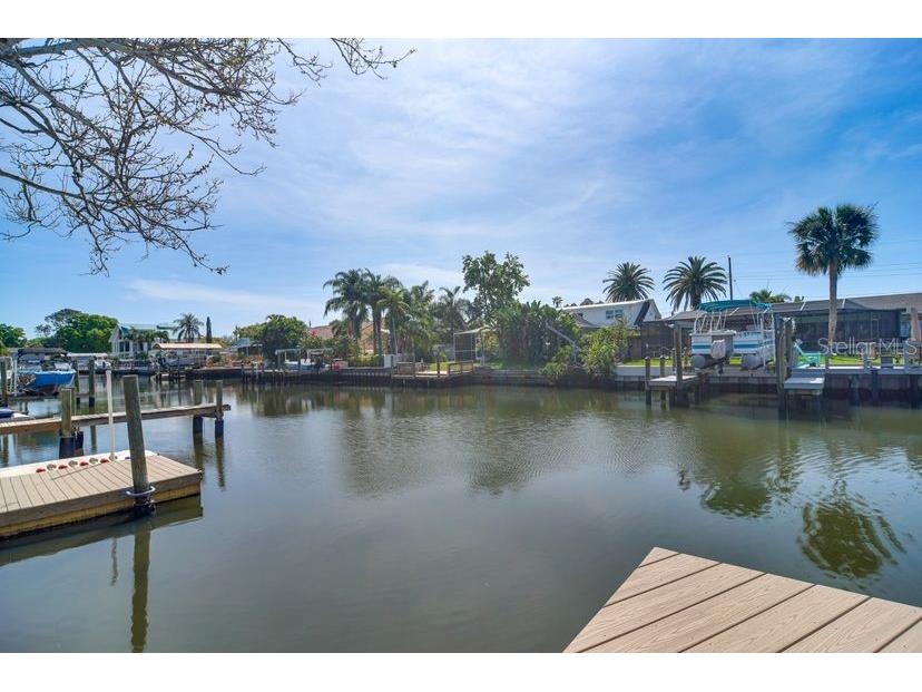 8722 Thornwood Lane Tampa FL 33615 TB8383405 image12