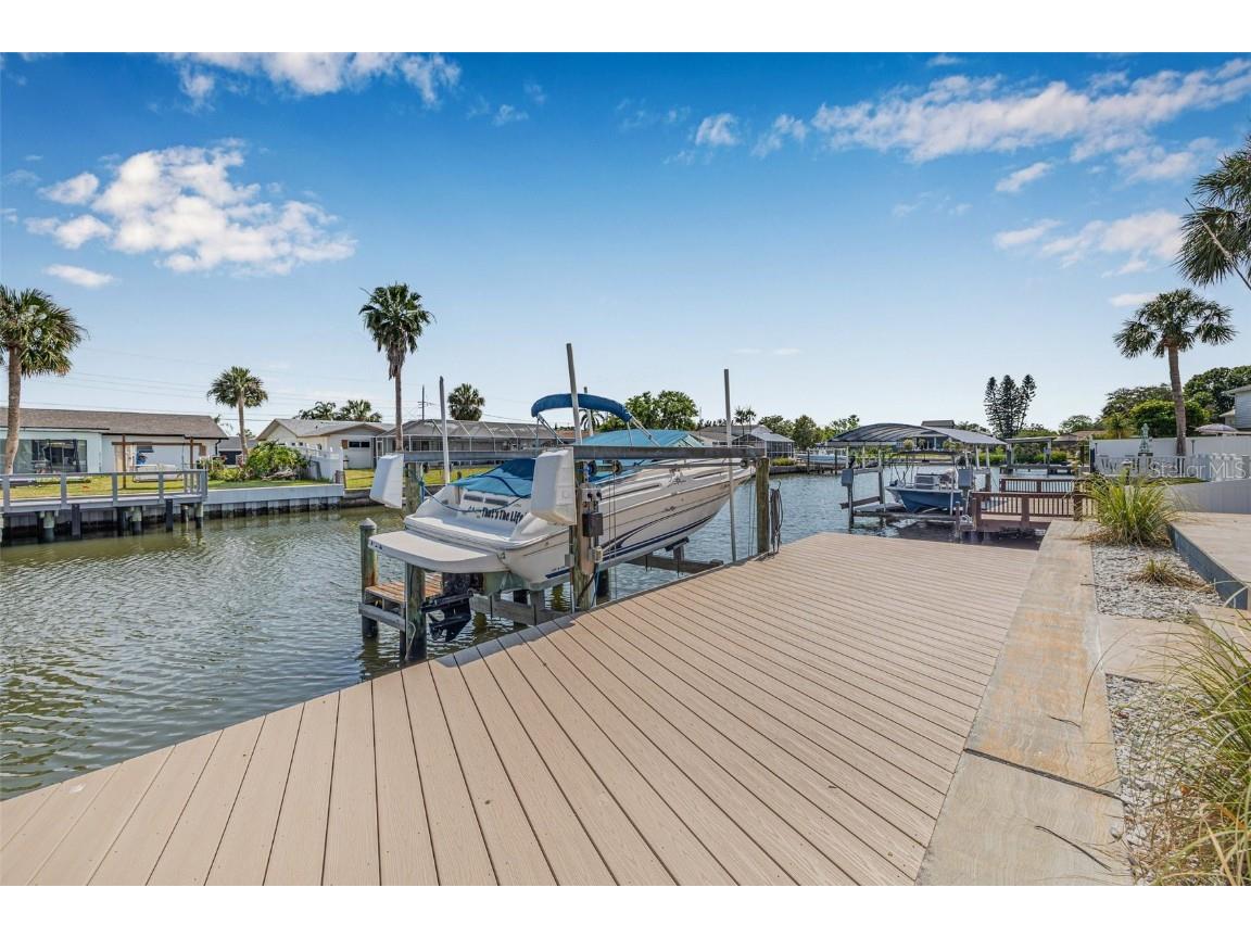 8722 Thornwood Lane Tampa FL 33615 TB8383405 image13