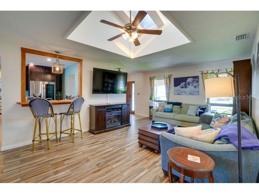 8722 Thornwood Lane Tampa FL 33615 TB8383405 image16