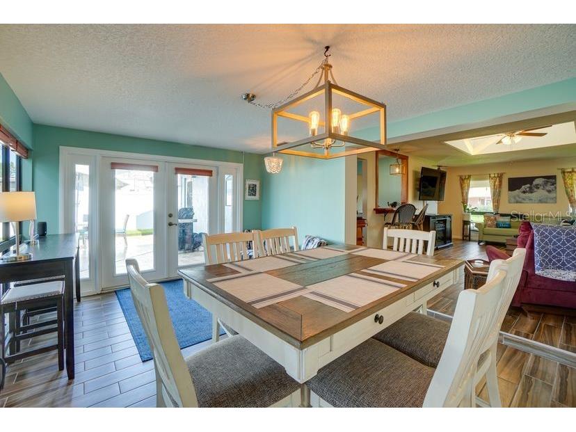 8722 Thornwood Lane Tampa FL 33615 TB8383405 image18