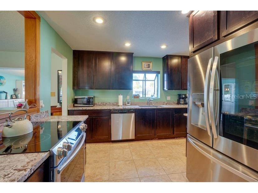 8722 Thornwood Lane Tampa FL 33615 TB8383405 image21