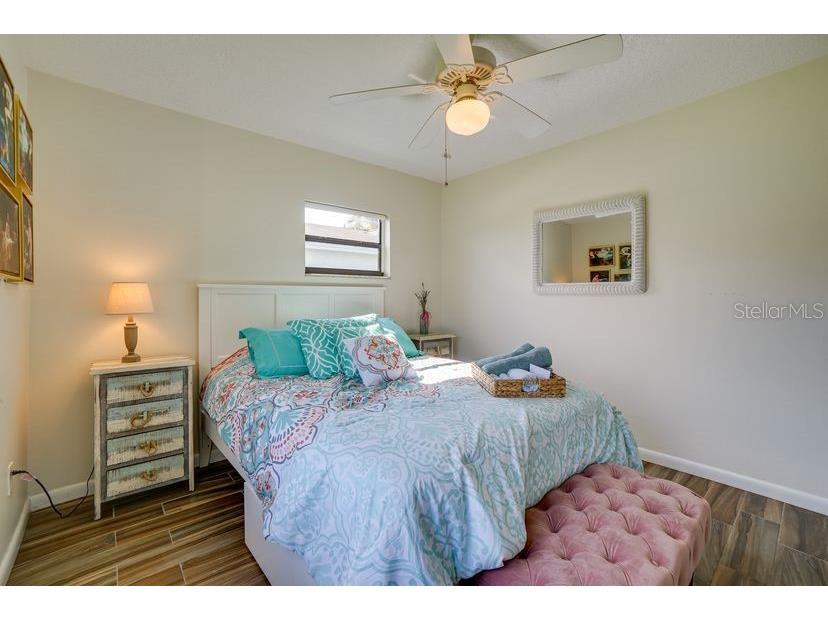 8722 Thornwood Lane Tampa FL 33615 TB8383405 image24