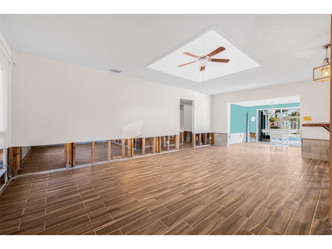 8722 Thornwood Lane Tampa FL 33615 TB8383405 image32