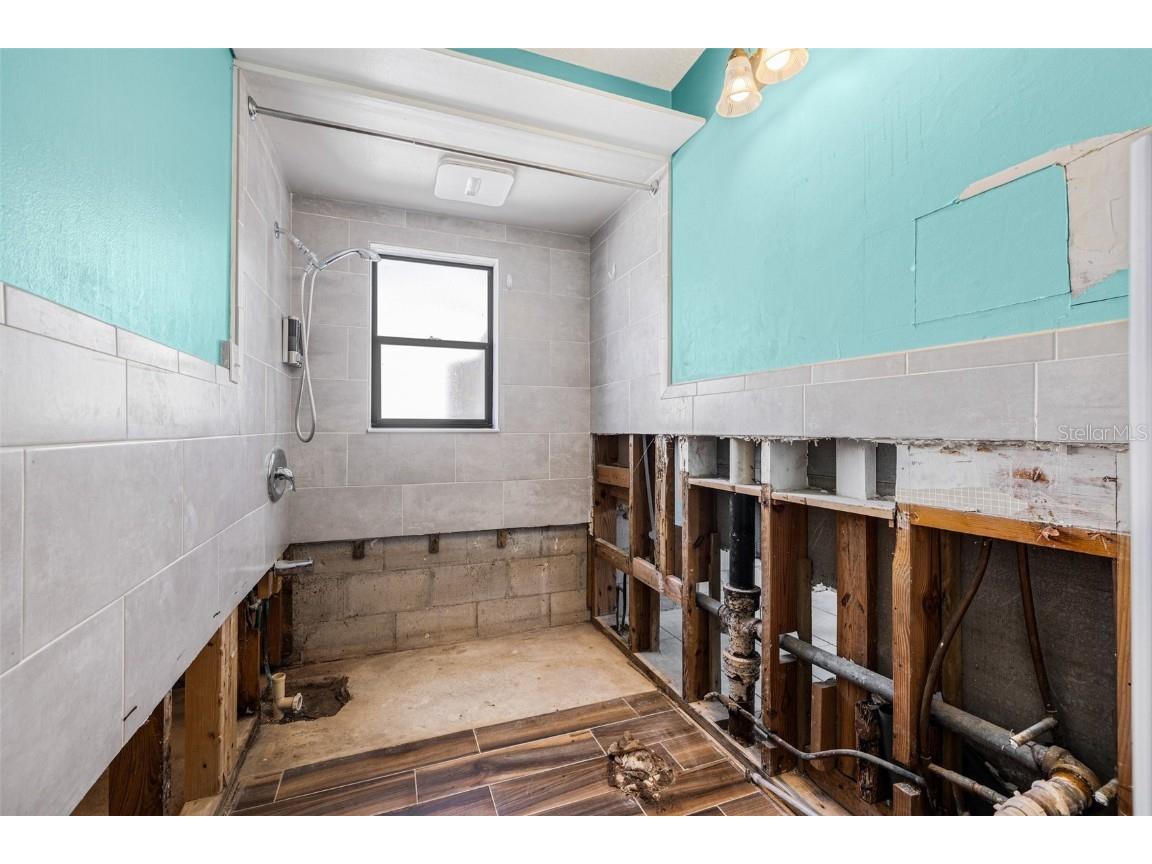 8722 Thornwood Lane Tampa FL 33615 TB8383405 image36