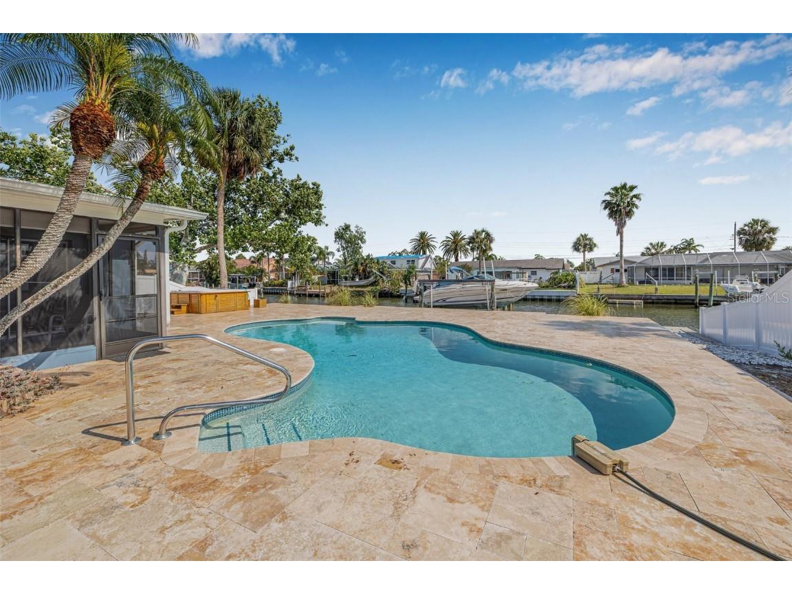 8722 Thornwood Lane Tampa FL 33615 TB8383405 image8