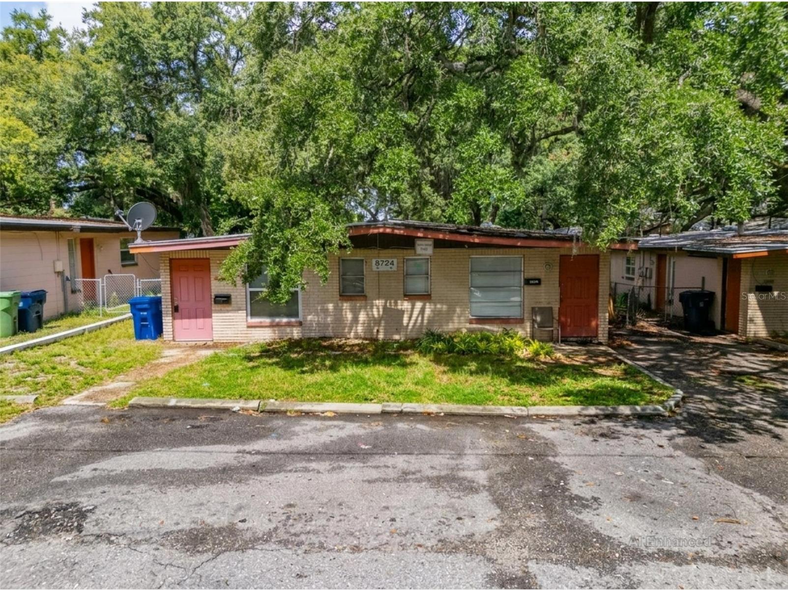 8723 & 8724 N 48th Street Tampa FL 33617 TB8523844 image30