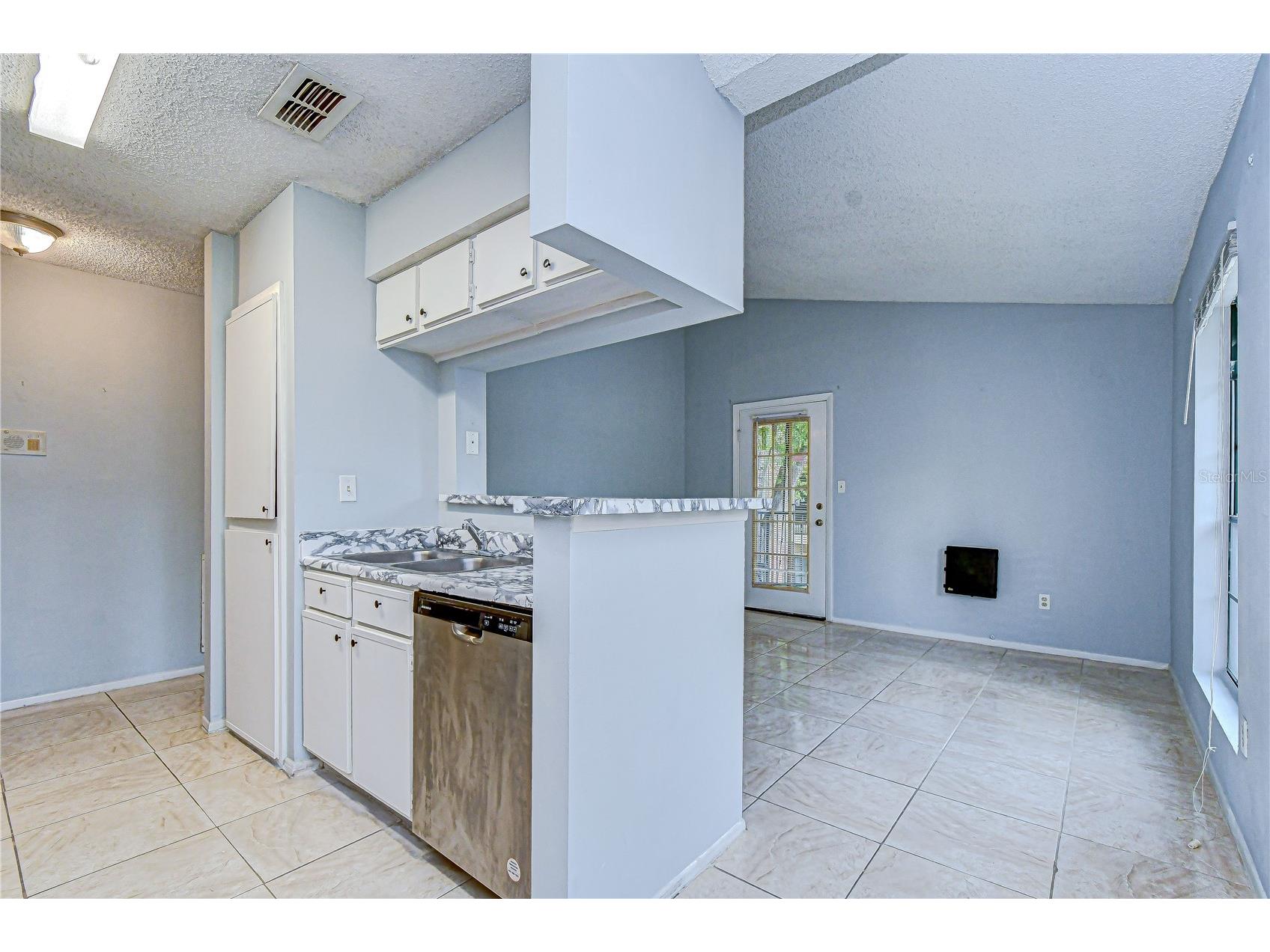 8723 Fancy Finch Drive #201 Tampa FL 33614 TB8494612 image9