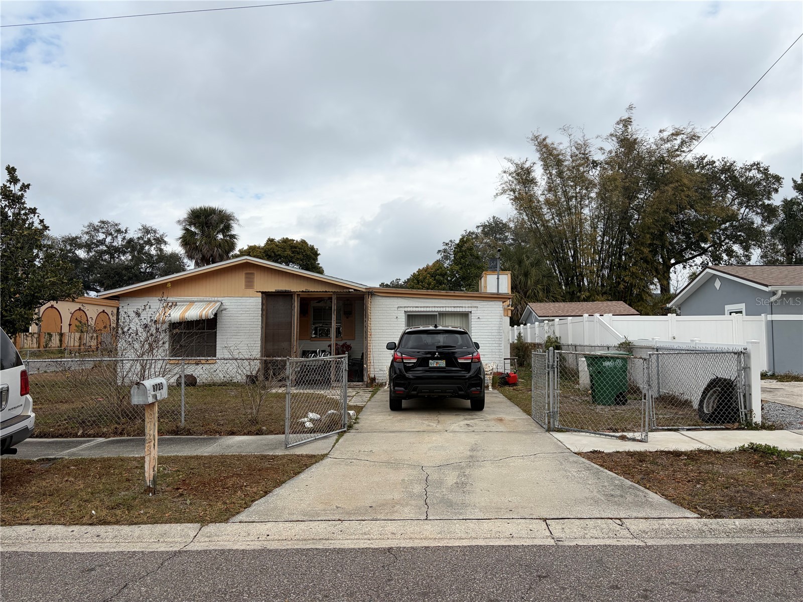8723 N River Forest Circle Tampa FL 33604 TB8475528 image1