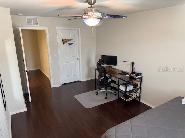 8723 Turnstone Haven Place Tampa FL 33619 TB8412436 image19