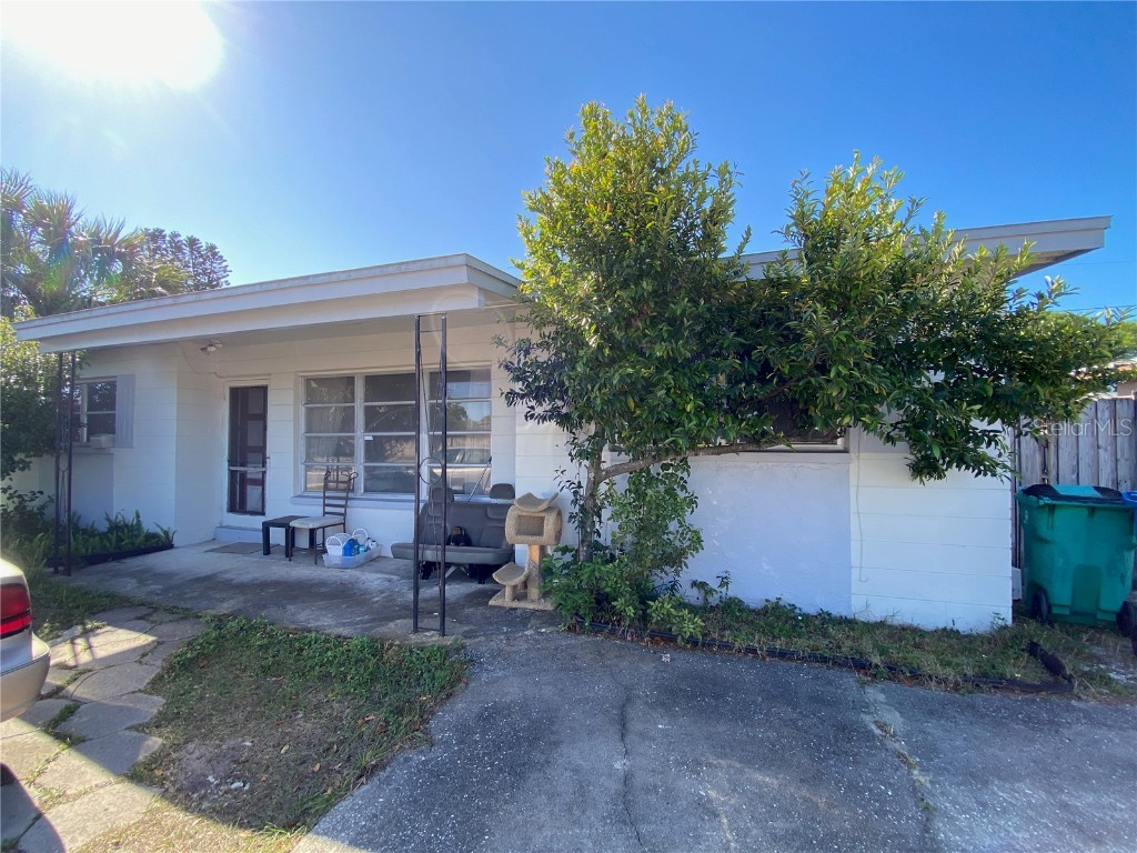 8724 94th Avenue Largo FL 33777 U8194763 image1