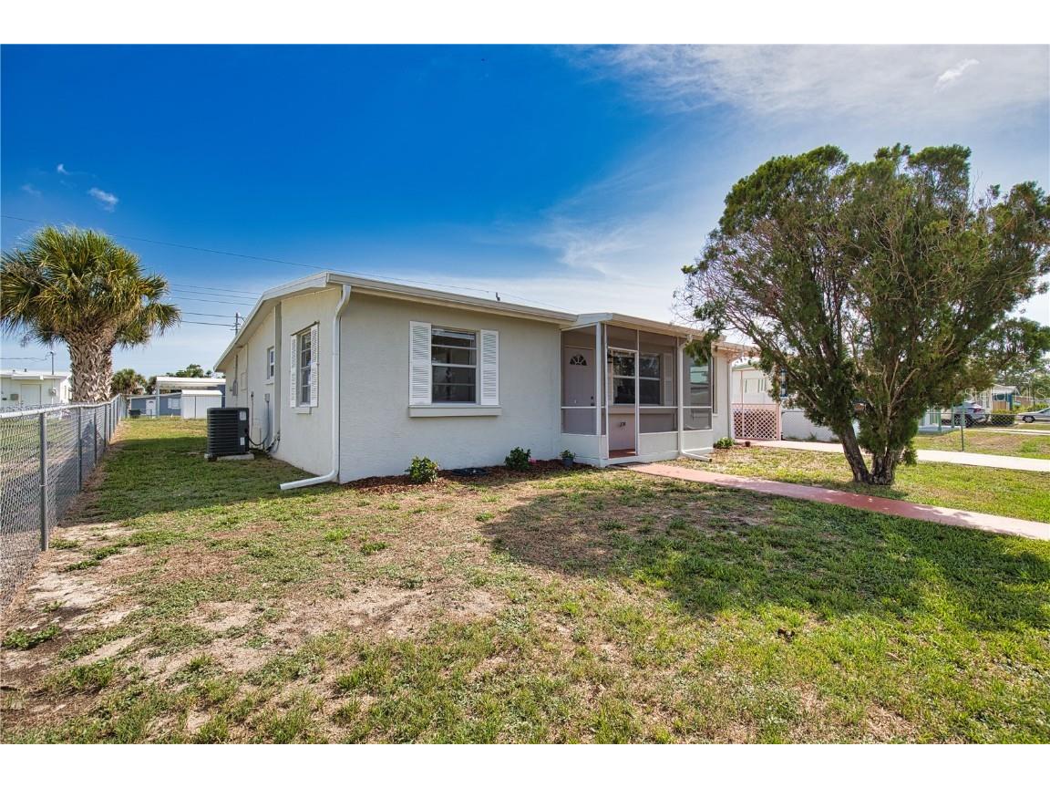 8725 Aero Avenue North Port FL 34287 A4654682 image24