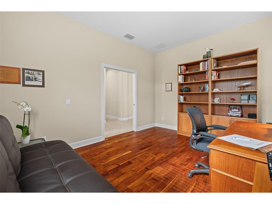 8725 Amaretto Avenue Sarasota FL 34238 A4667771 image13