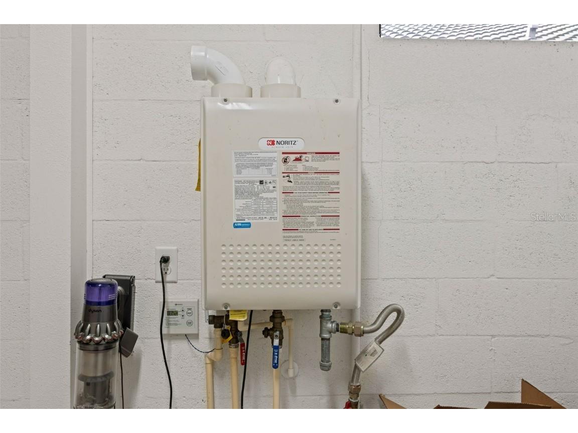 8725 Amaretto Avenue Sarasota FL 34238 A4667771 image20