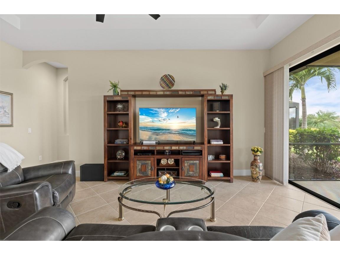 8725 Amaretto Avenue Sarasota FL 34238 A4667771 image39