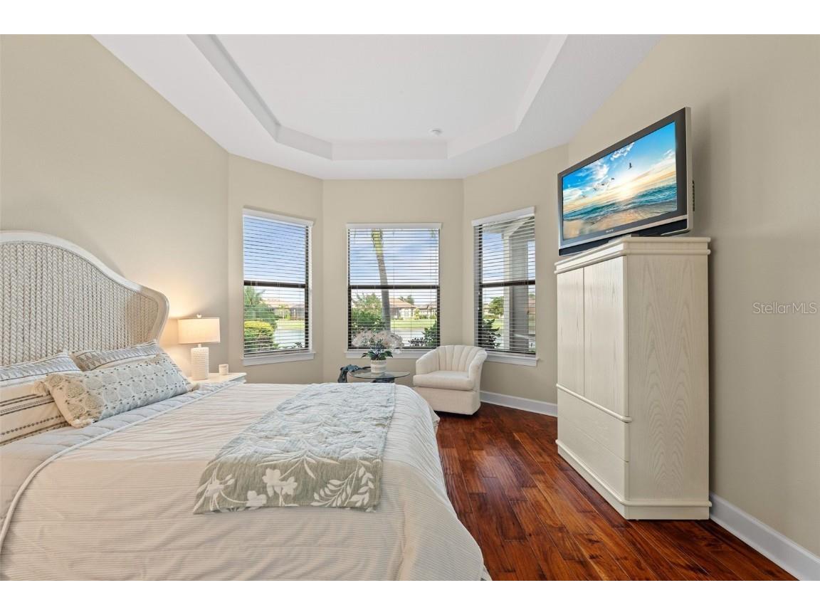 8725 Amaretto Avenue Sarasota FL 34238 A4667771 image42