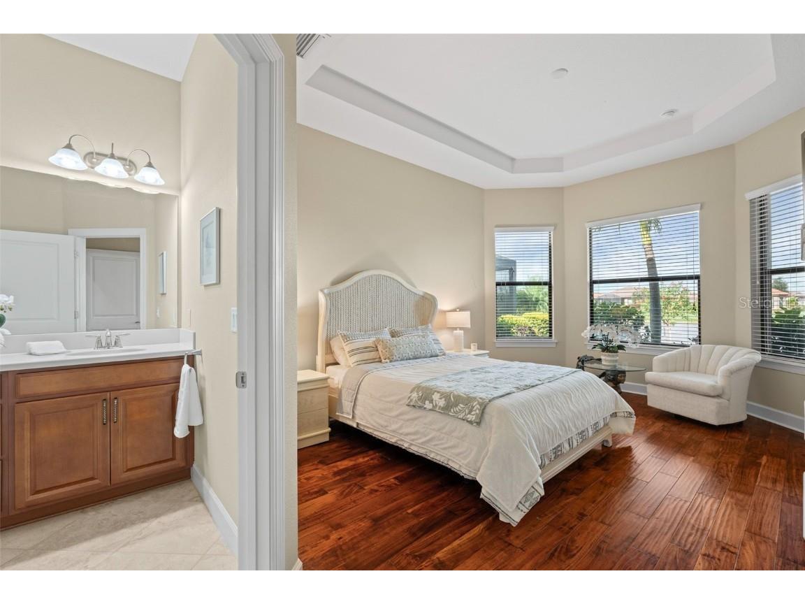 8725 Amaretto Avenue Sarasota FL 34238 A4667771 image44