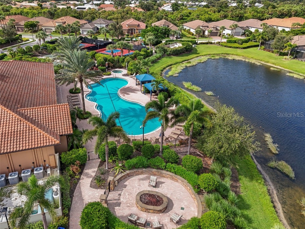 8725 Amaretto Avenue Sarasota FL 34238 A4667771 image68