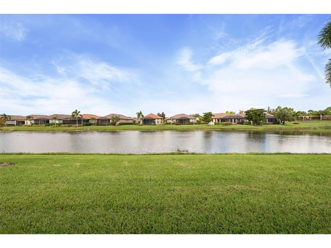 8725 Amaretto Avenue Sarasota FL 34238 A4667771 image8