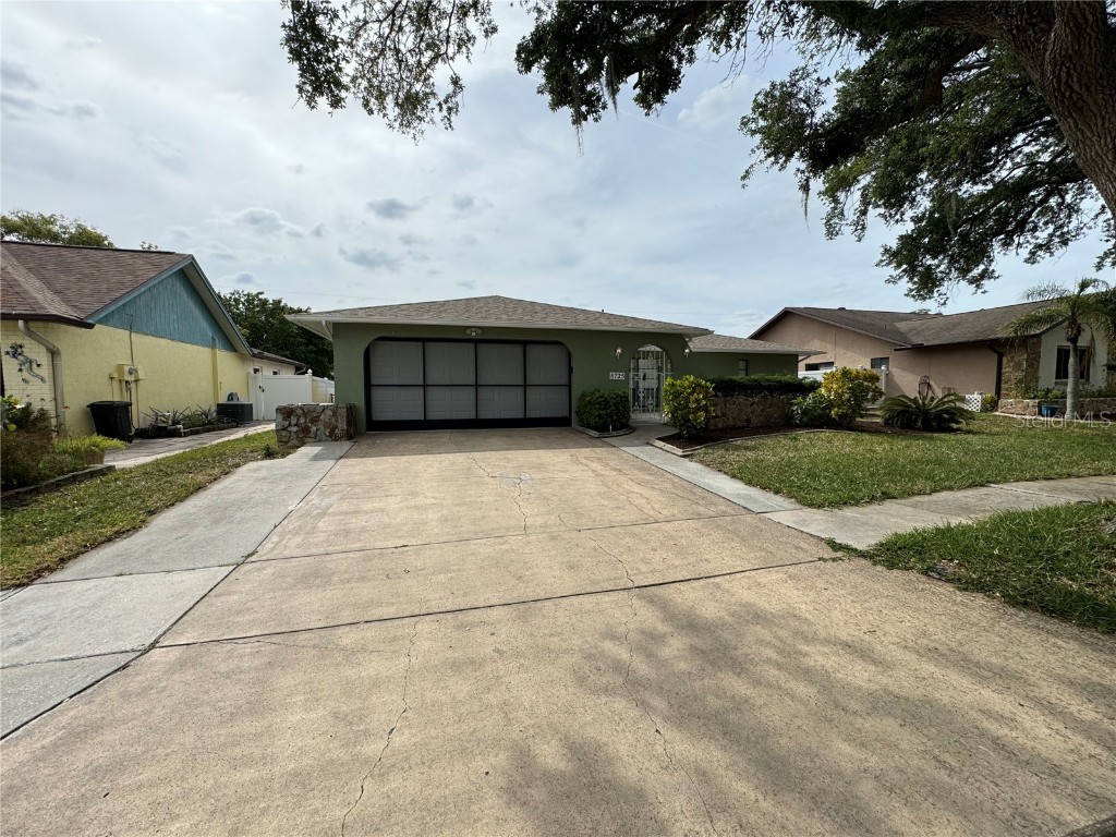8725 Aruba Lane Port Richey FL 34668 U8238851 image1