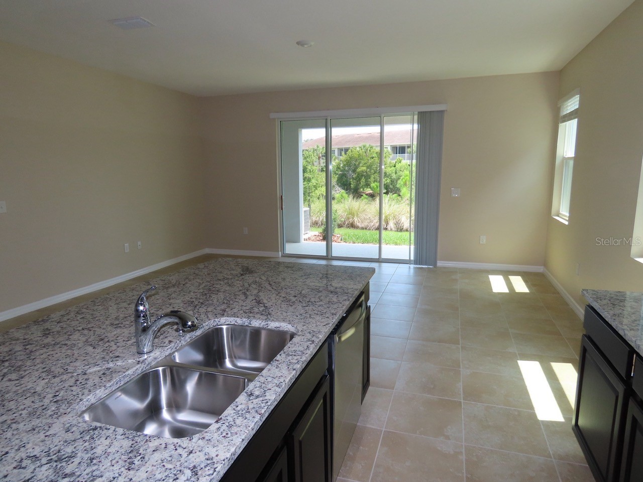 8725 Daydream Street Sarasota FL 34238 A4698378 image11