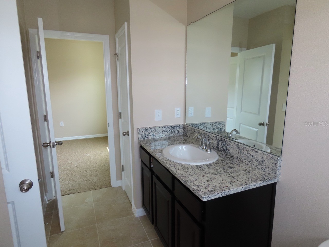 8725 Daydream Street Sarasota FL 34238 A4698378 image6