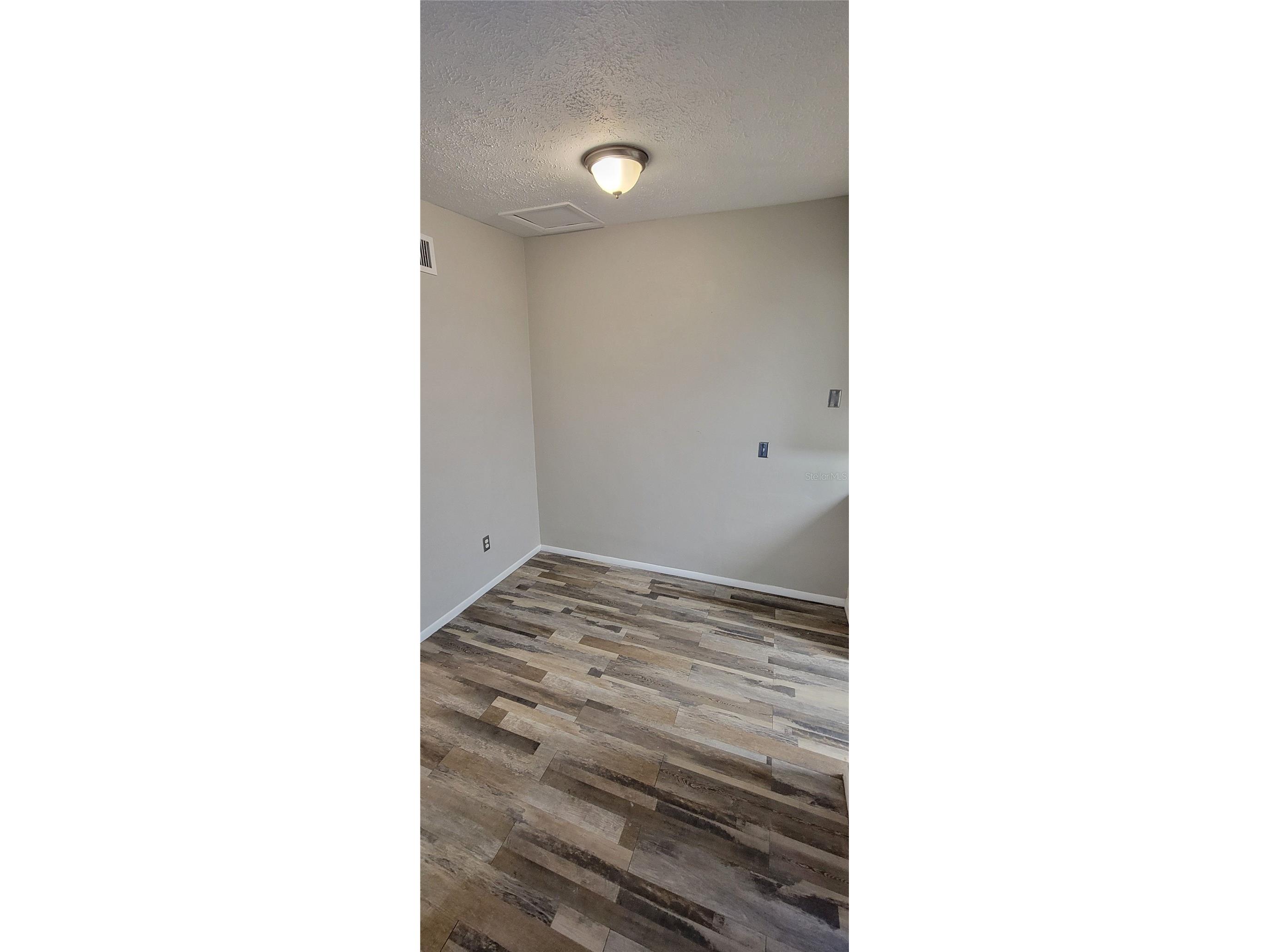 8725 N 48th Street #A Tampa FL 33617 O6396866 image4