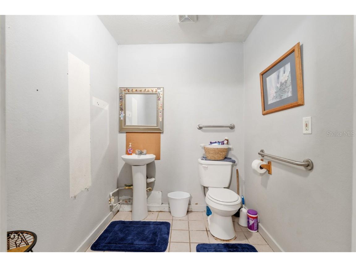 8725 N Us 27 Highway Fort White FL 32038 GC533096 image49