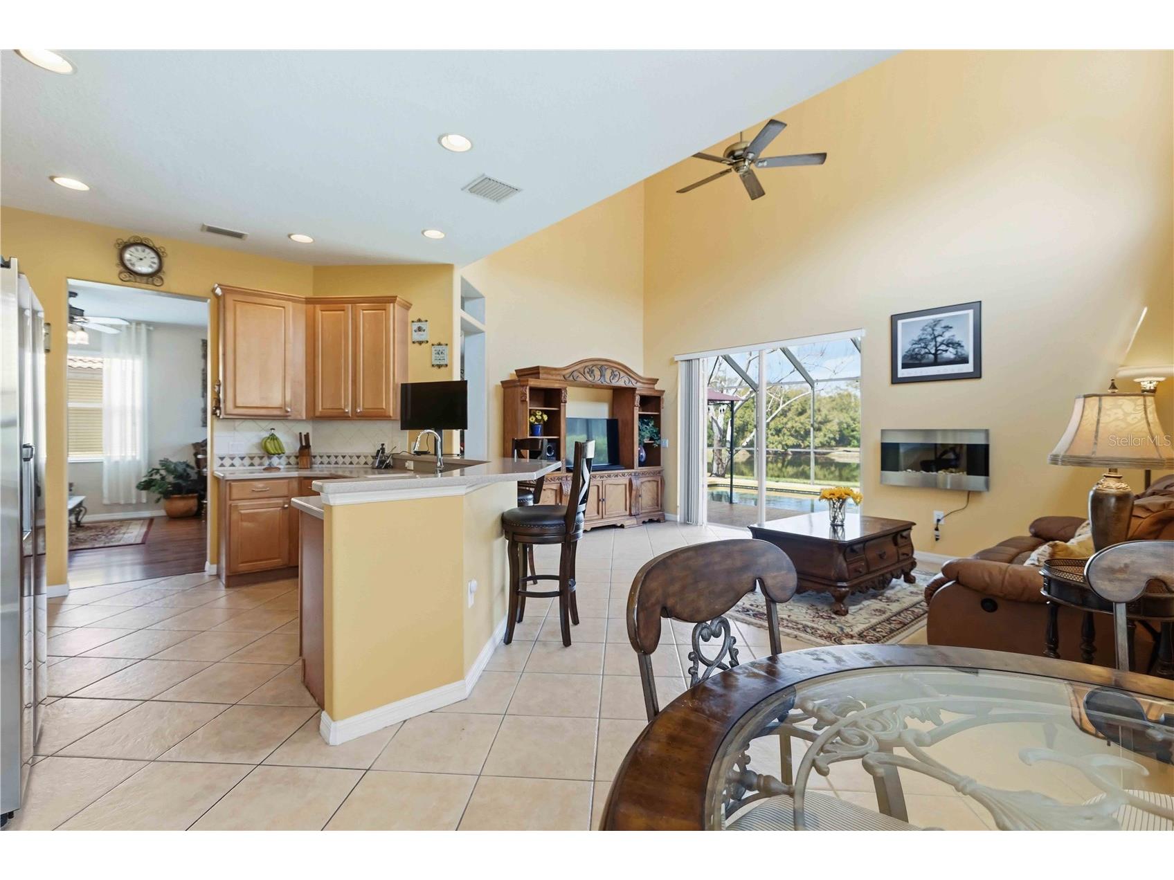8725 Stone Harbour Loop Bradenton FL 34212 A4684657 image22