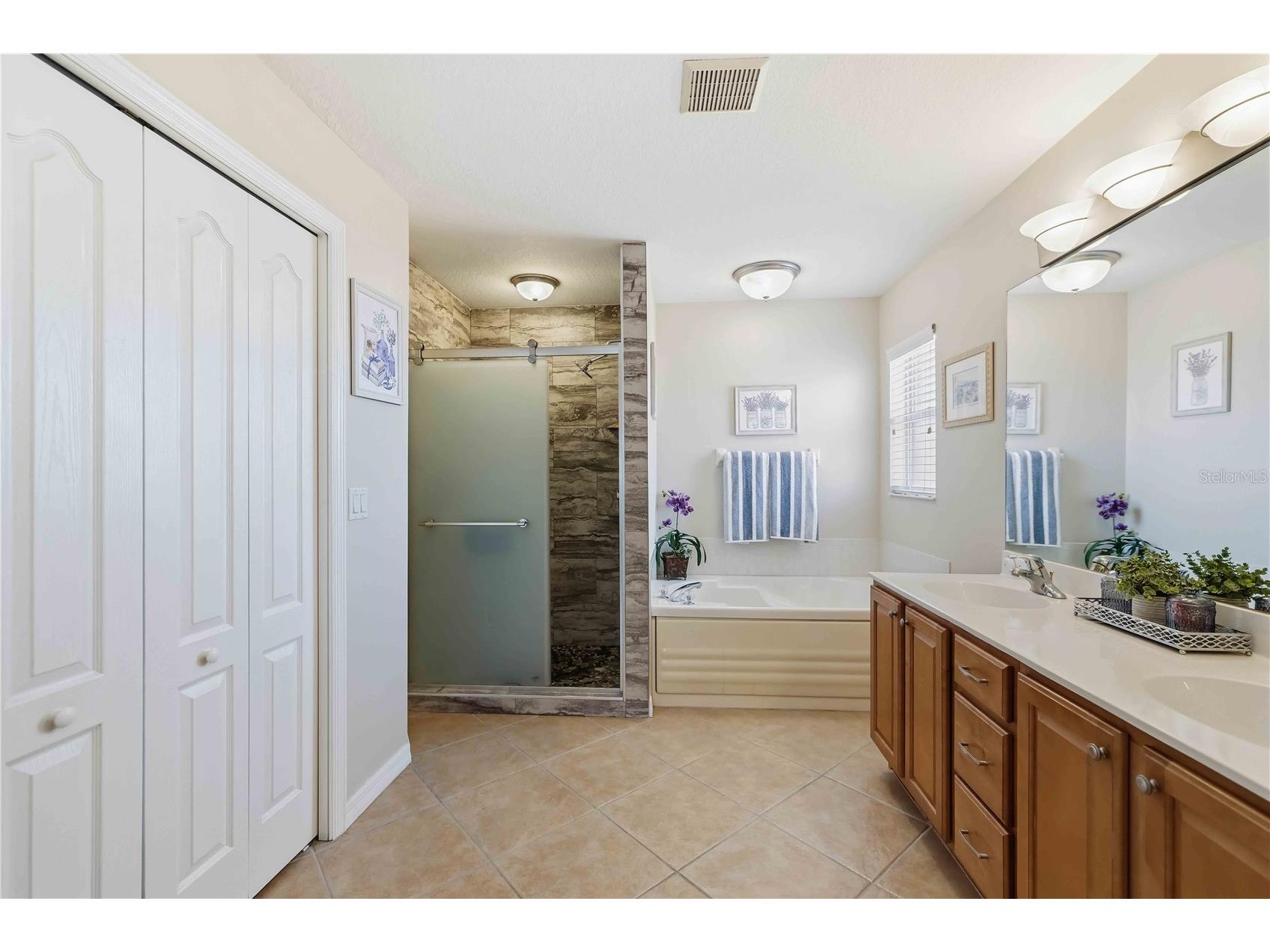 8725 Stone Harbour Loop Bradenton FL 34212 A4684657 image33