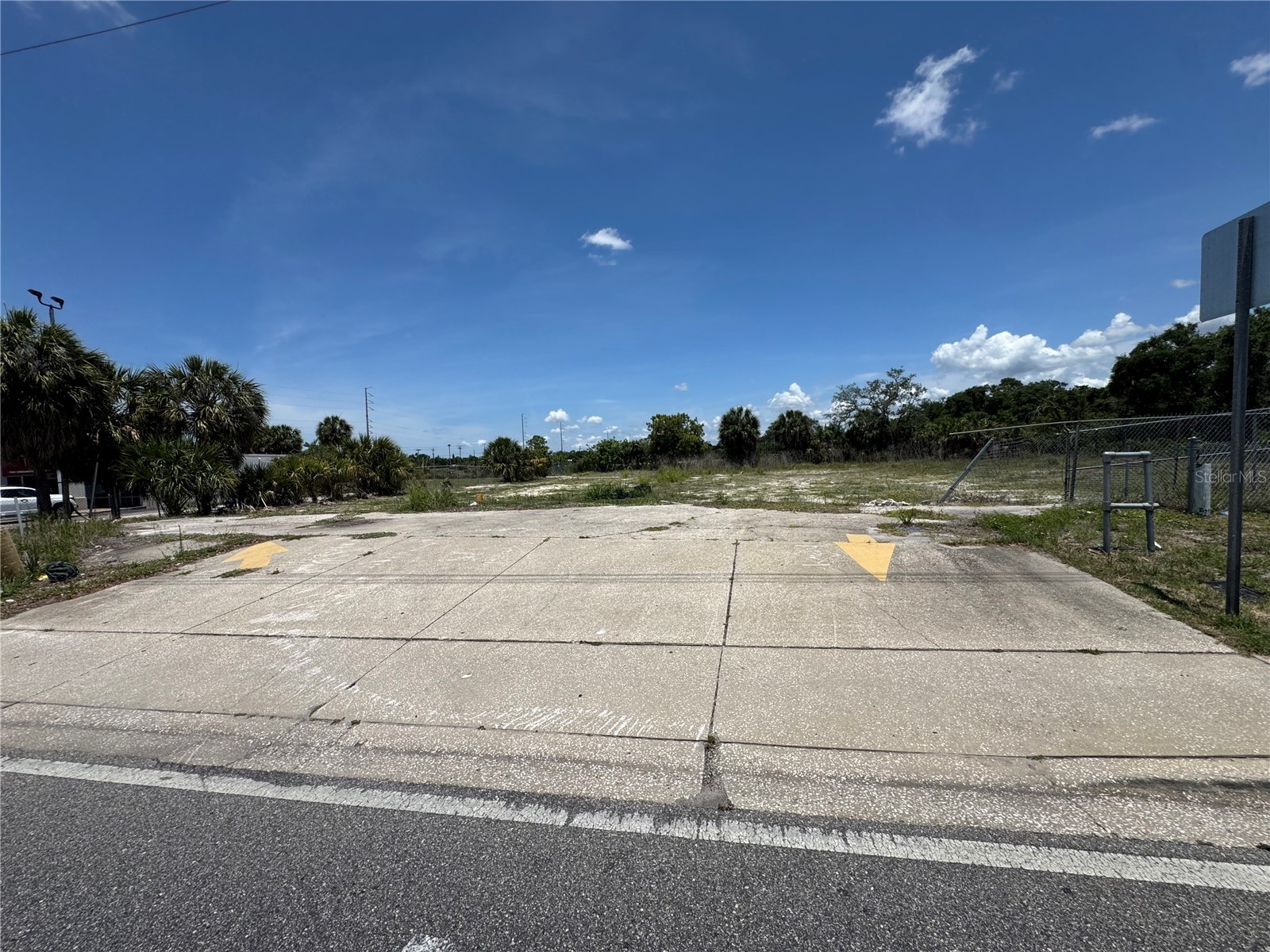 8725 W Waters Avenue Tampa FL 33615 TB8512708 image1