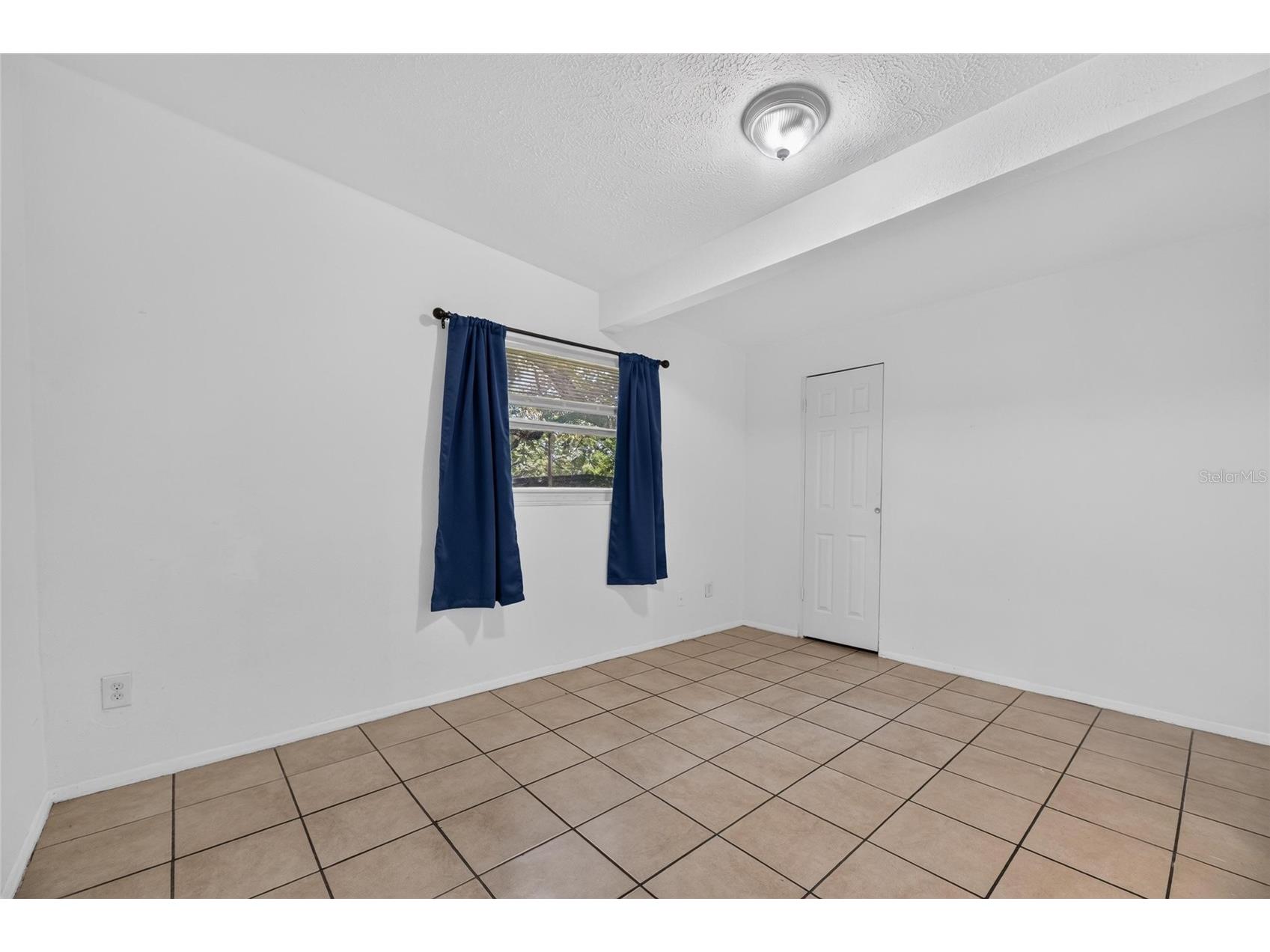 8726 & 8728 N 48th Street Tampa FL 33617 TB8523851 image16
