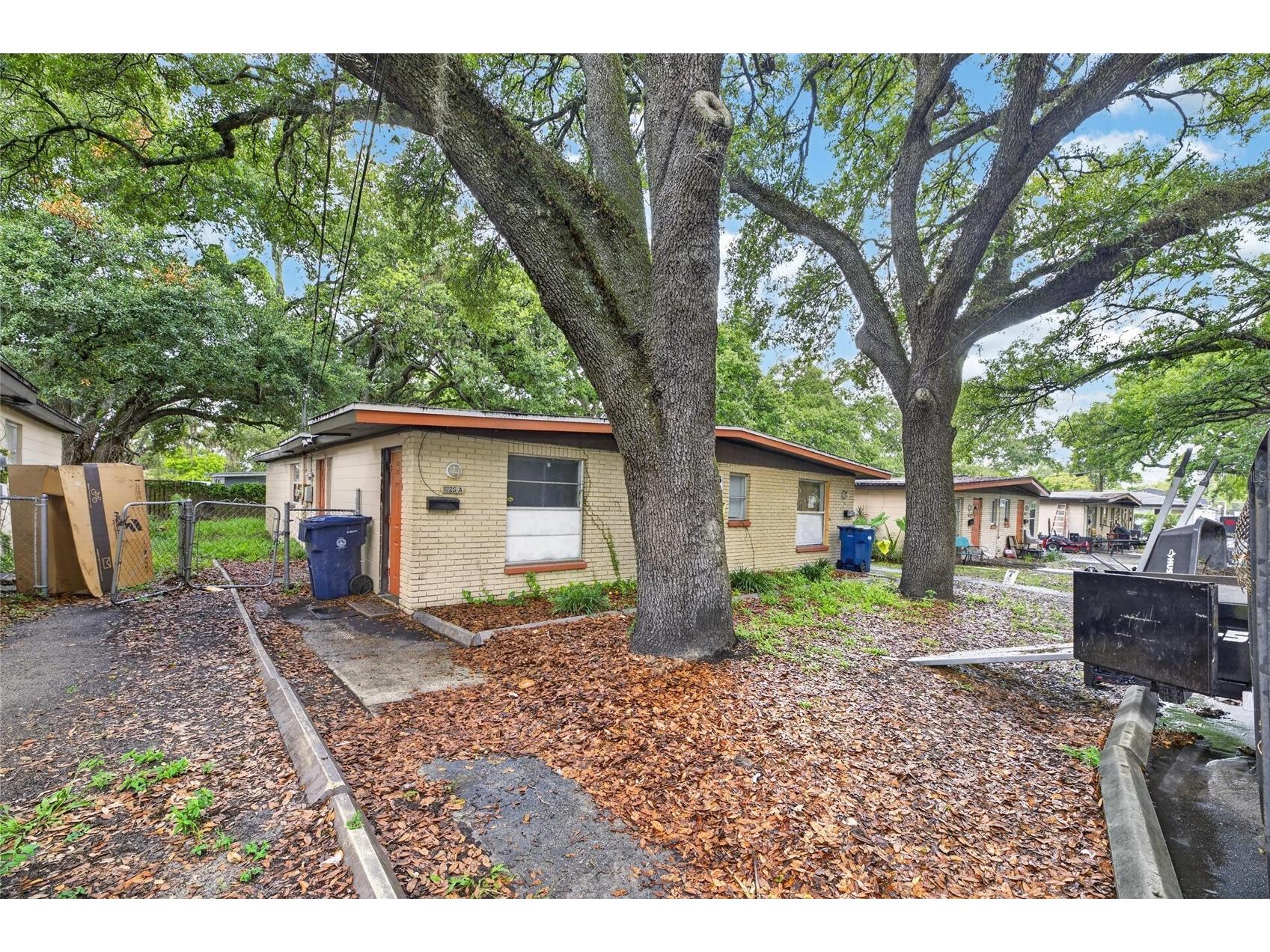 8726 & 8728 N 48th Street Tampa FL 33617 TB8523851 image2