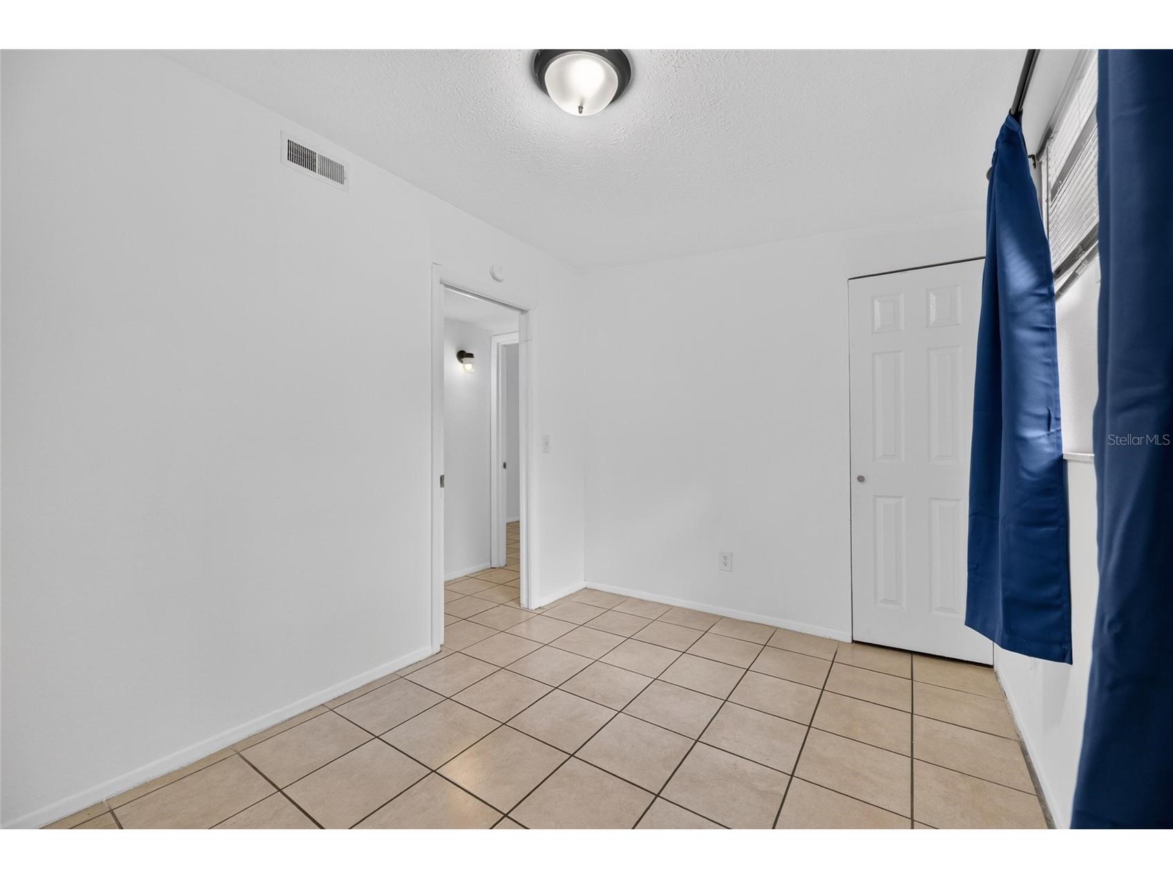8726 & 8728 N 48th Street Tampa FL 33617 TB8523851 image21