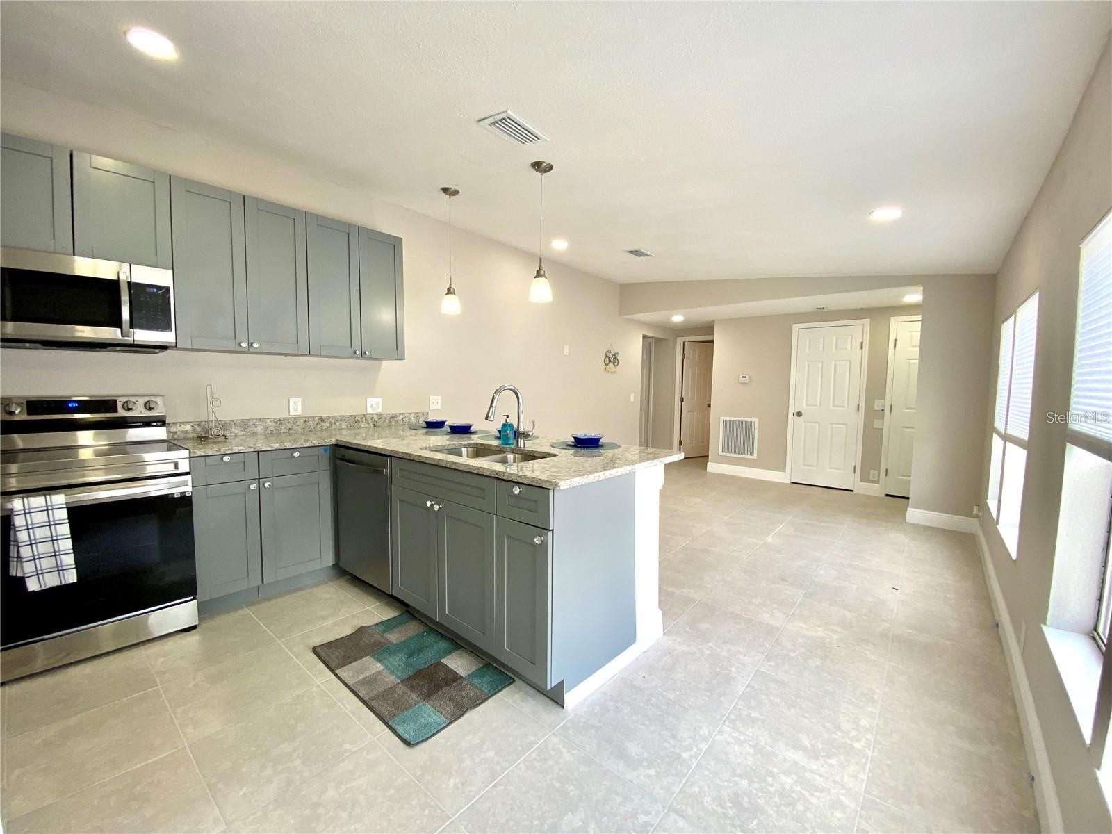 8726 Mayflower Road Tampa FL 33615 TB8524490 image6