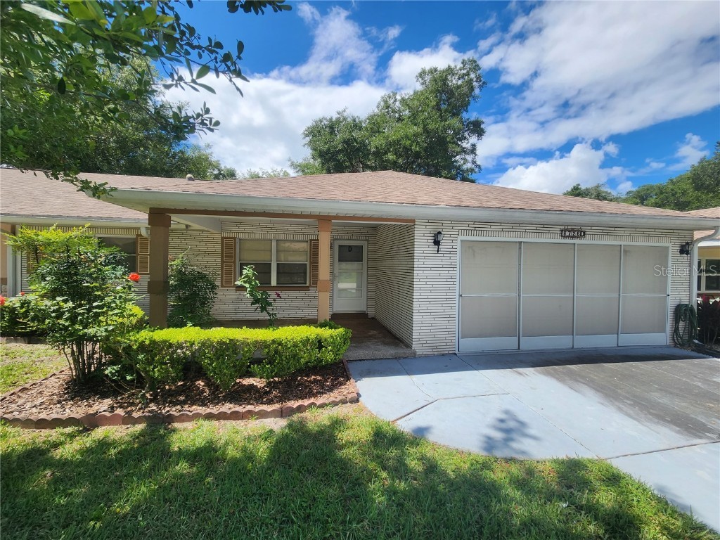8726 SW 95th Street #D Ocala FL 34481 OM661694 image1