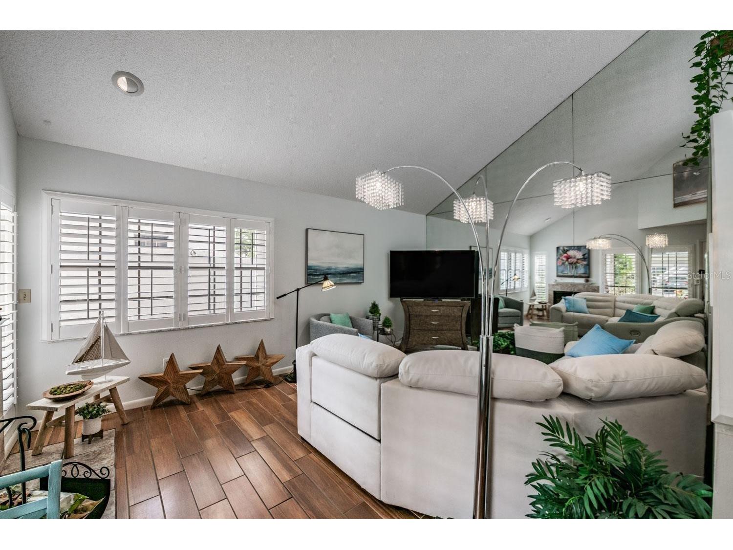 8727 Bardmoor Place #101 Seminole FL 33777 TB8508203 image4