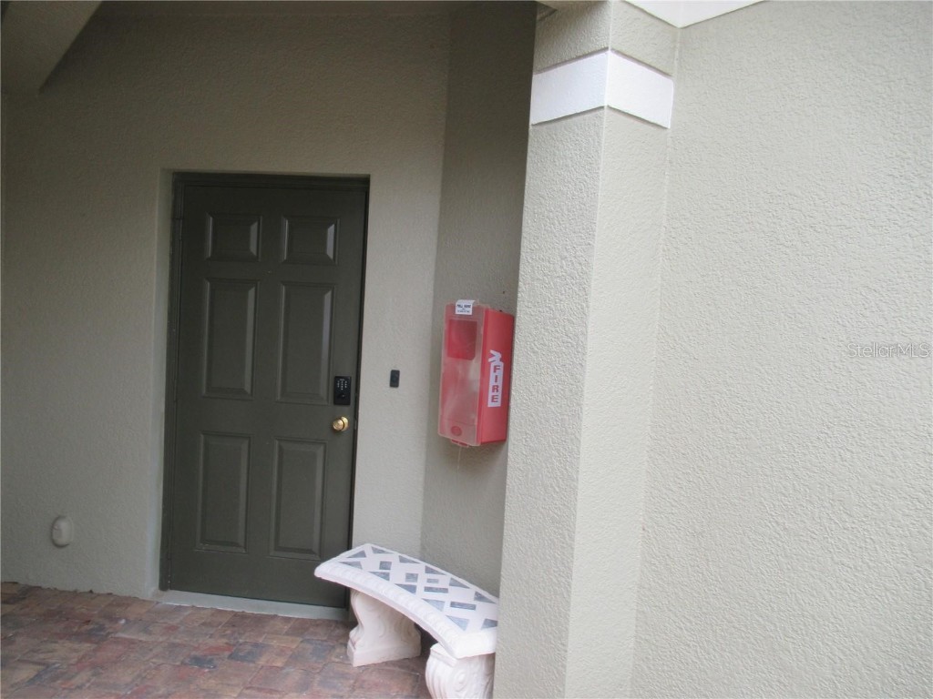 8727 Karpeal Drive #1005 Sarasota FL 34238 A4573039 image1