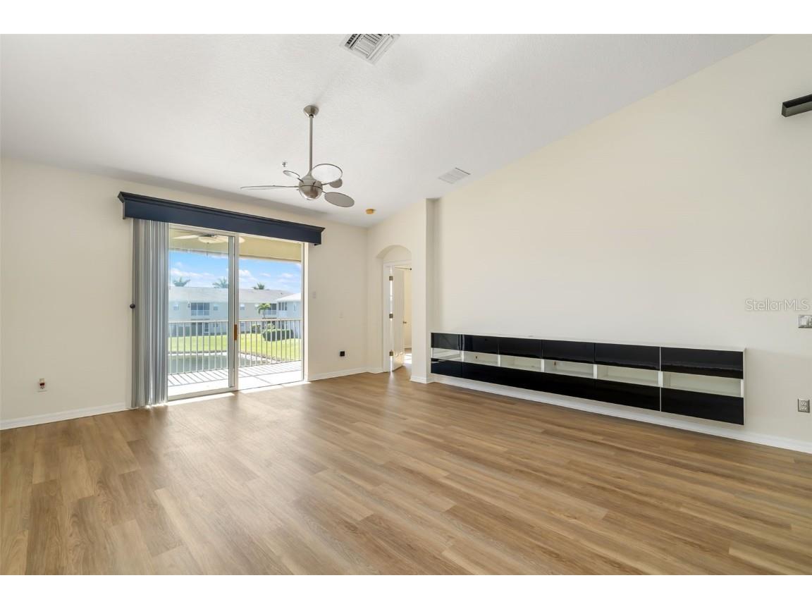 8727 Karpeal Drive #1005 Sarasota FL 34238 A4674525 image11