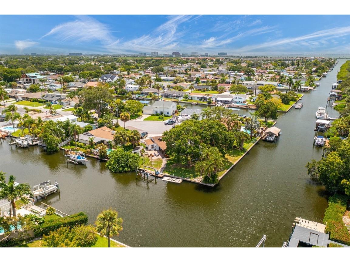 8727 Thornwood Lane Tampa FL 33615 - WOODS CREEK T3464072 image1